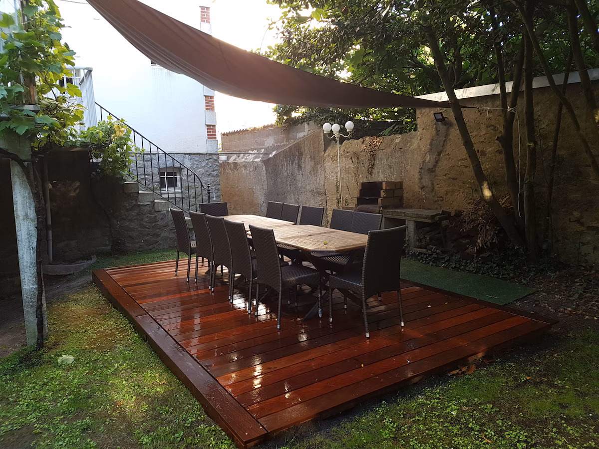 La grande table du jardin